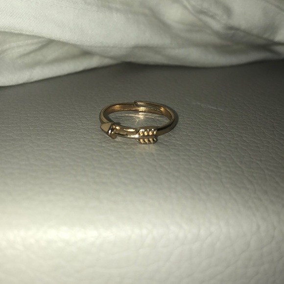 arrow ring - Picture 2 of 2